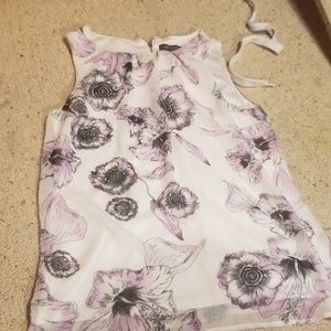 Floral sleeveless shirt